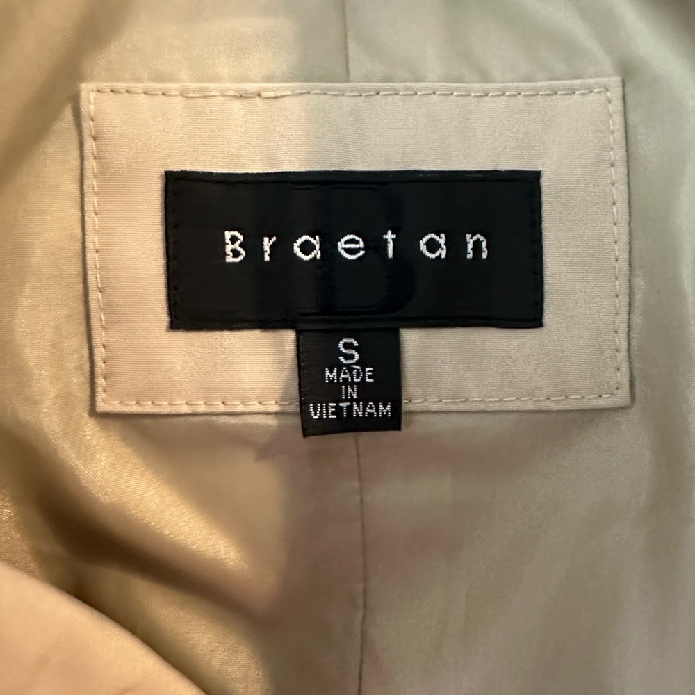 Braetan Elegant Beige Women's rain repelling Trench Coat size small w/belt (F12) - Picture 12 of 13